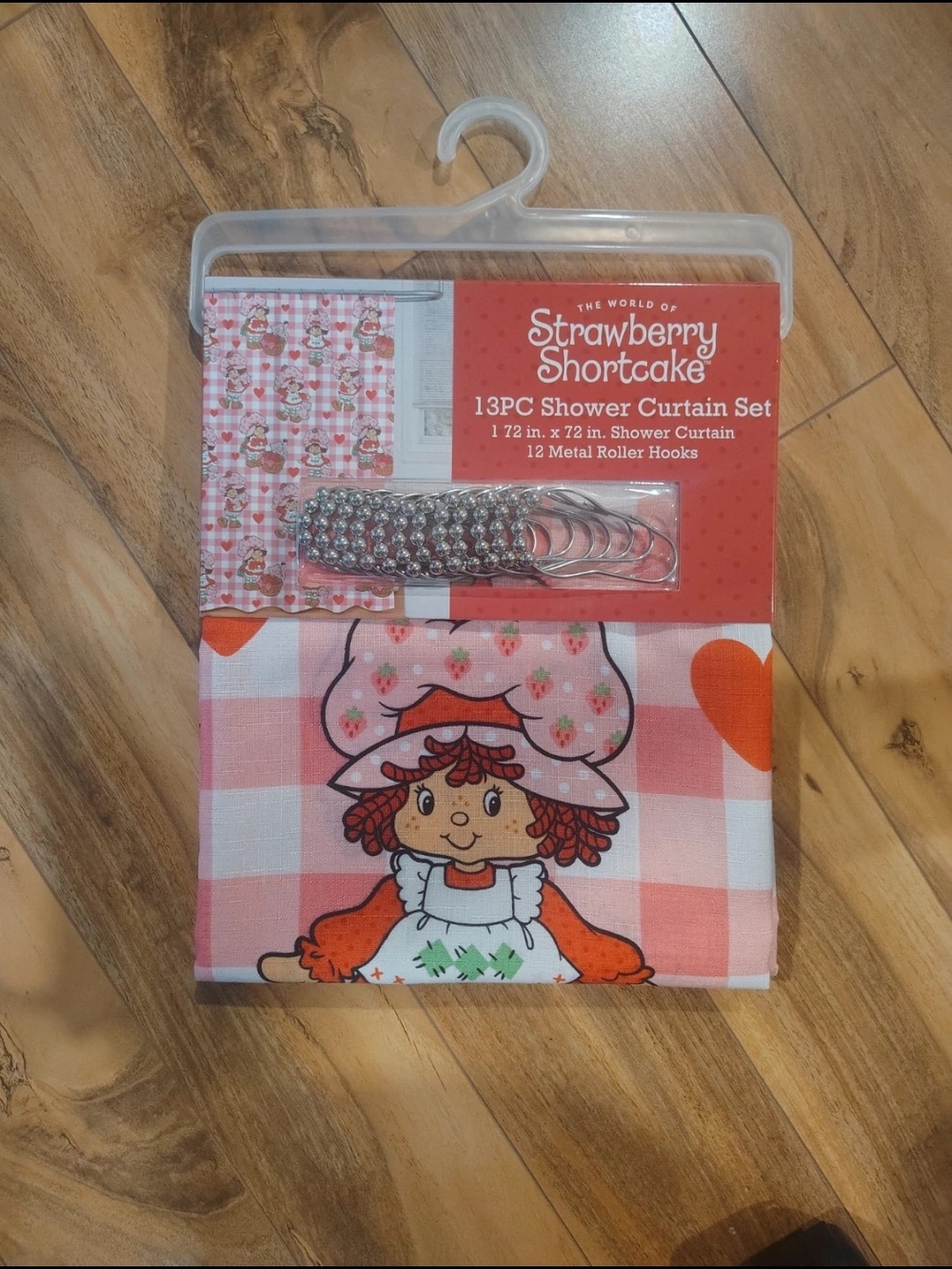 Strawberry Shortcake Shower Curtain Set